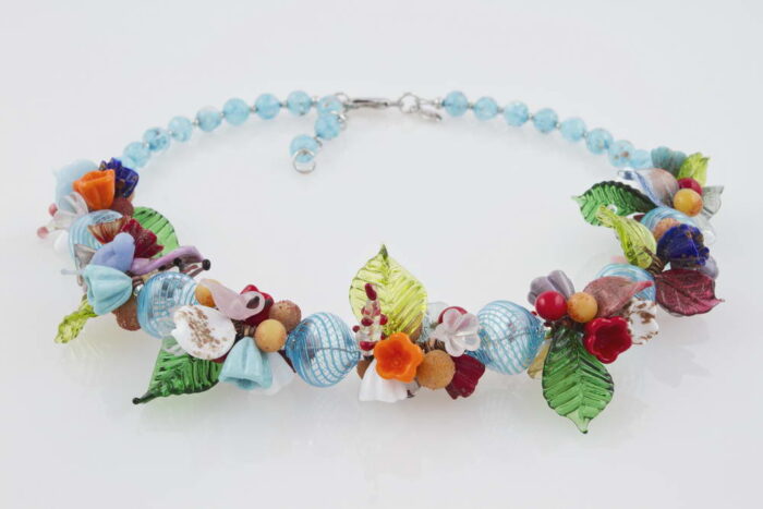 Blown glass necklace with flowers pattern, turquoise
