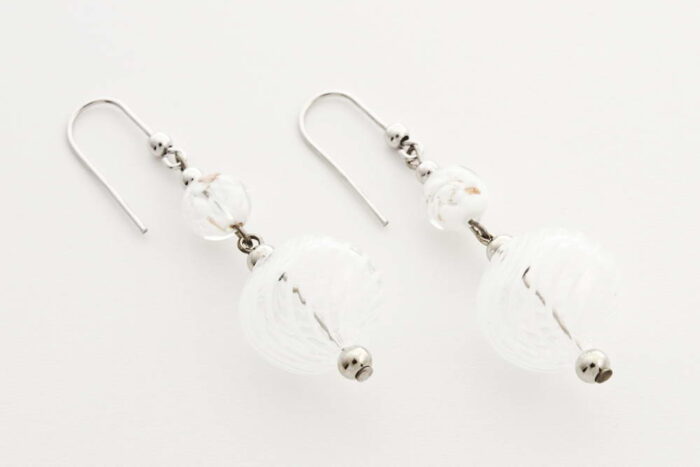 Blown glass and aventurine earrings crushed, white